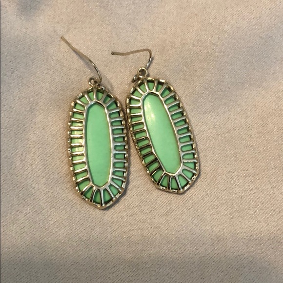 NWT Kendra Scott Dayla Earring in Mint - Picture 4 of 5